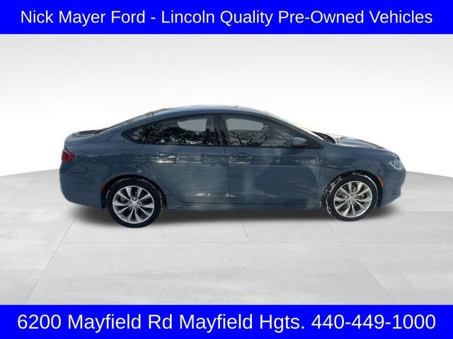 Used 2015 Chrysler 200 S image 8