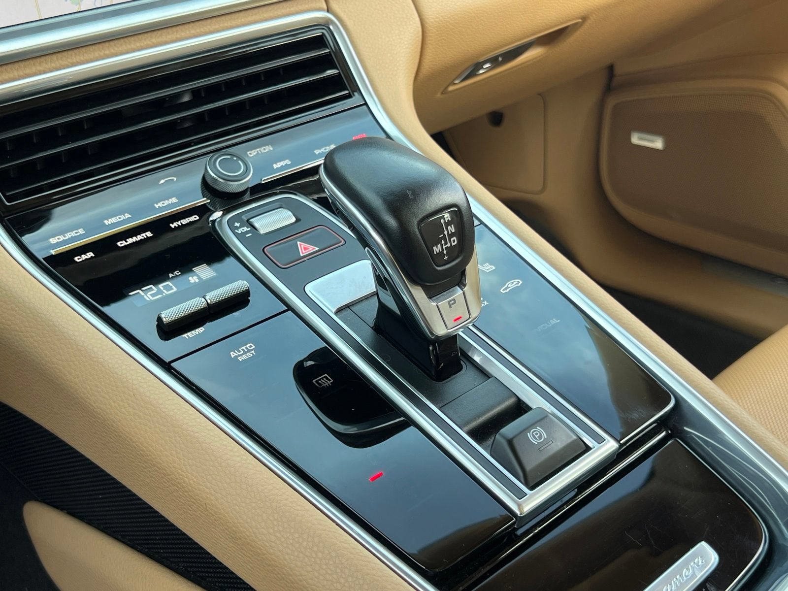 Certified 2020 Porsche Panamera 4 AWD/4WD image 32