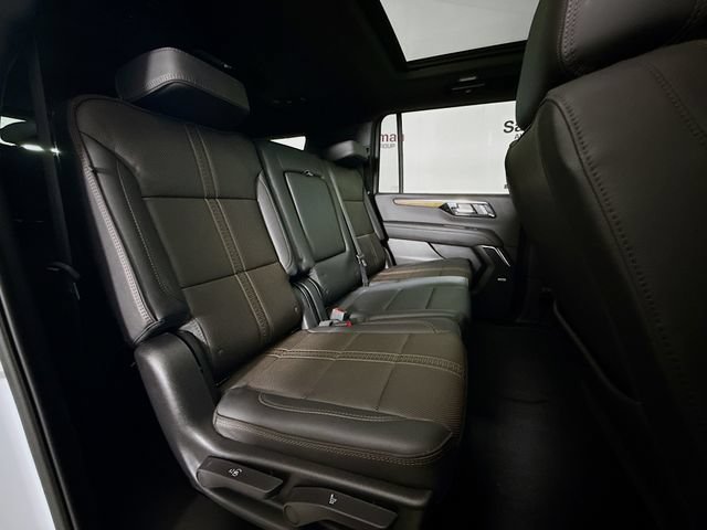 Used 2026 Chevrolet Suburban High Country w/ Sun And Tow Package AWD/4WD image 32