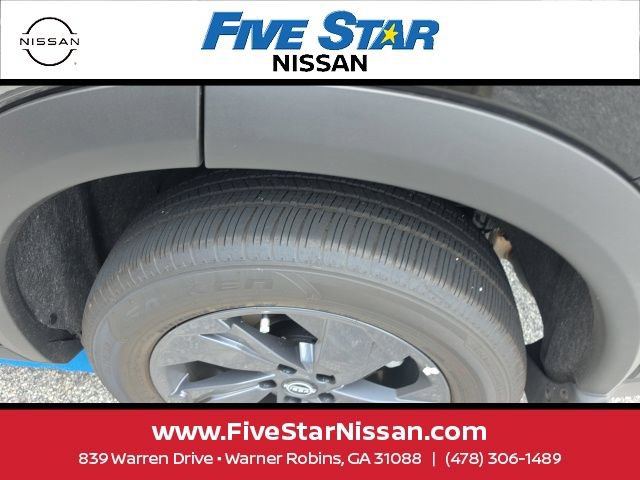 Used 2026 Nissan Rogue SV FWD image 8