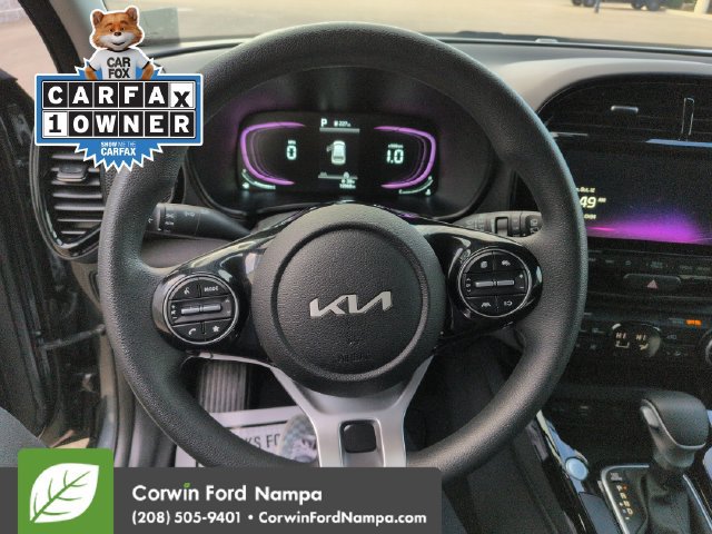Used 2023 Kia Soul S FWD image 14