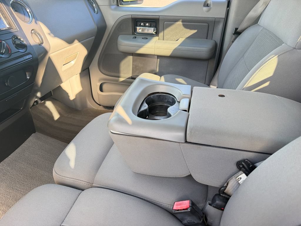 Used 2005 Ford F150 XLT RWD image 14