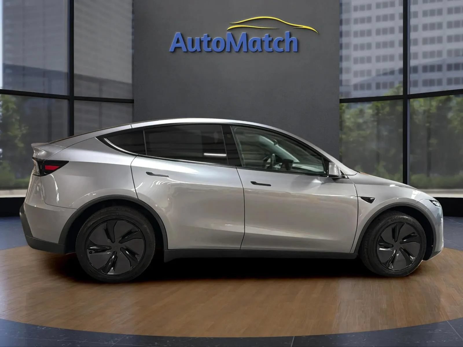 Used 2026 Tesla Model Y Long Range RWD image 11