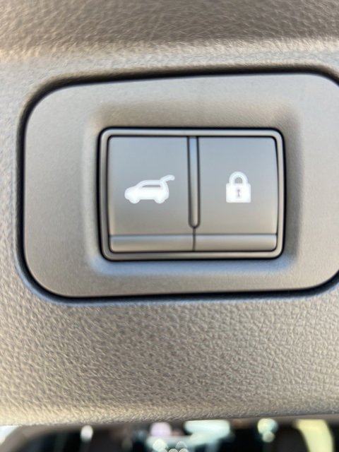 New 2026 Nissan Armada SL w/ Captain's Chari Seat Package image 23