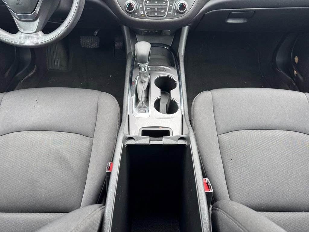 Used 2024 Chevrolet Malibu LT FWD image 16