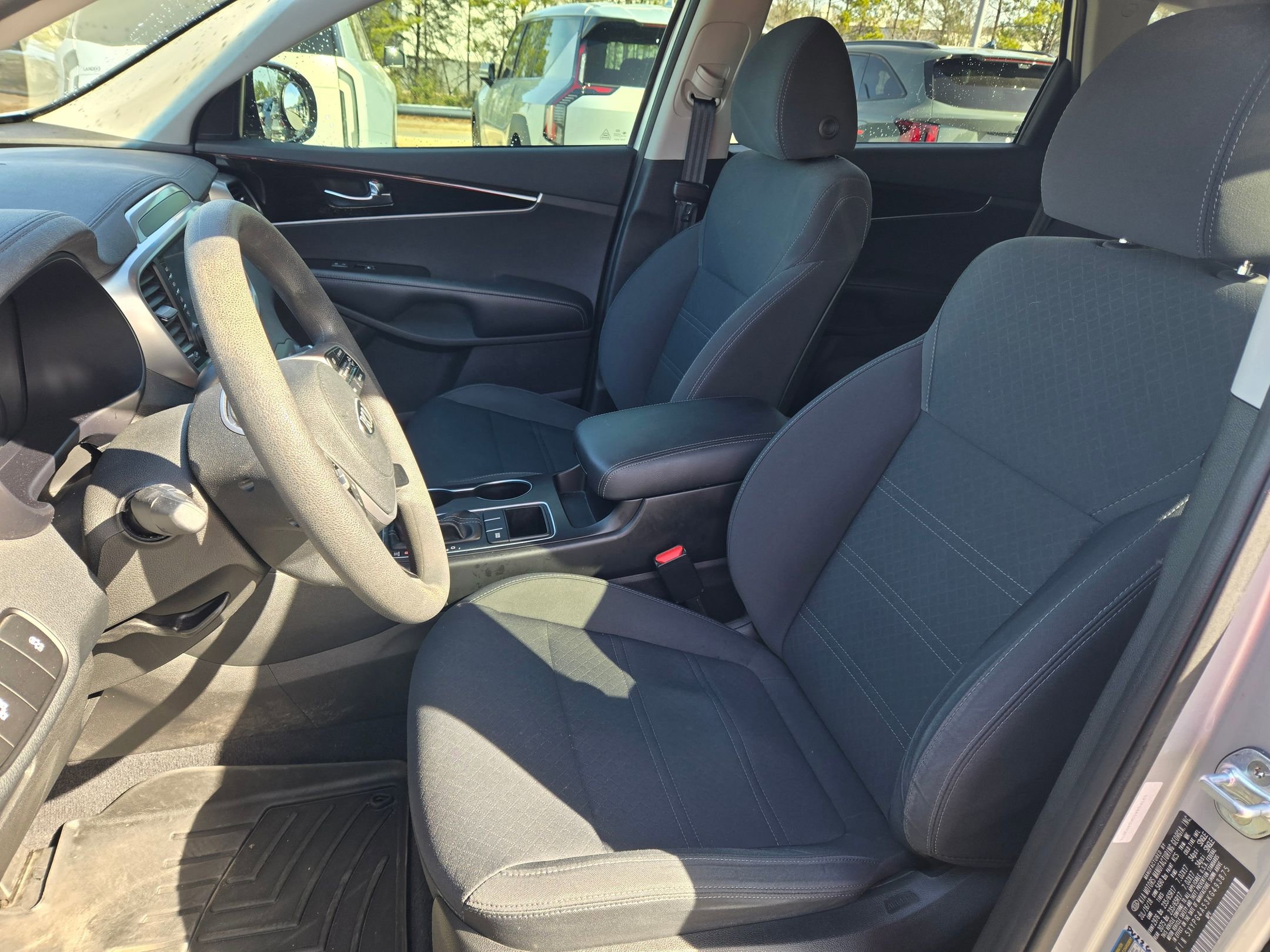 Certified 2019 Kia Sorento LX image 21