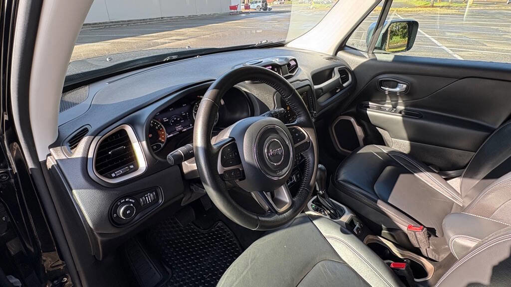 Used 2015 Jeep Renegade Limited AWD/4WD image 10