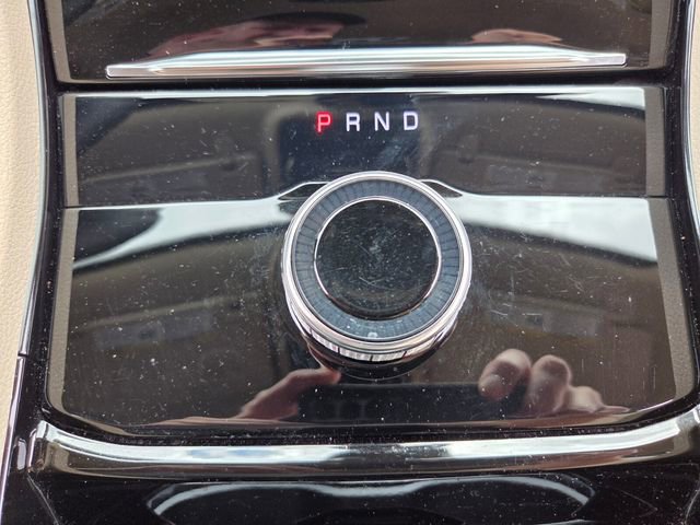 Certified 2022 Jeep Grand Cherokee Limited w/ Luxury Tech Group II image 25