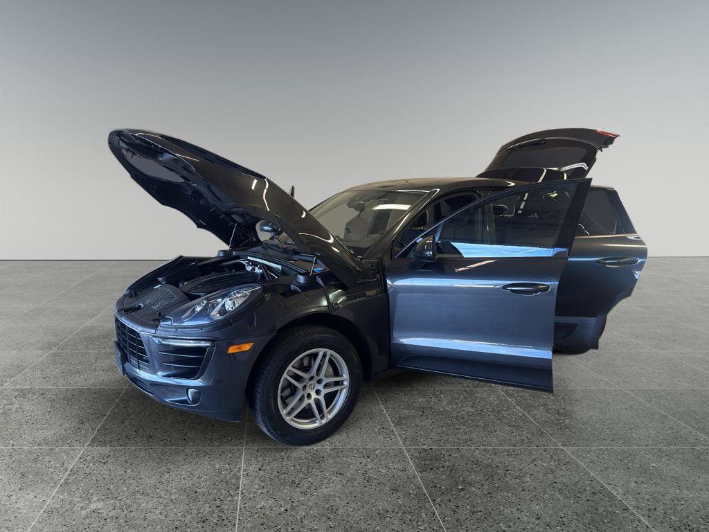 Used 2017 Porsche Macan AWD/4WD image 11