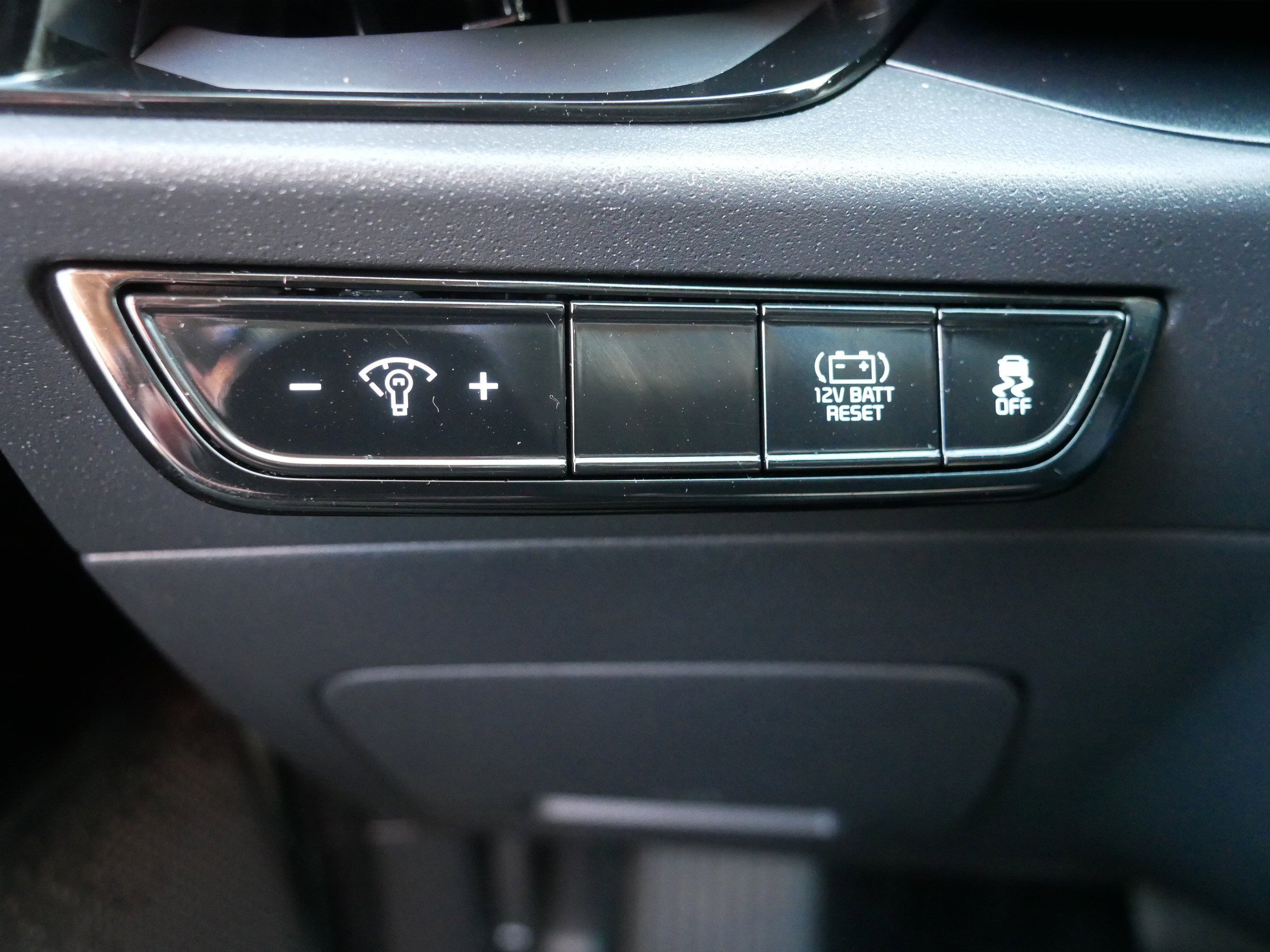 Certified 2024 Kia Niro LX image 26