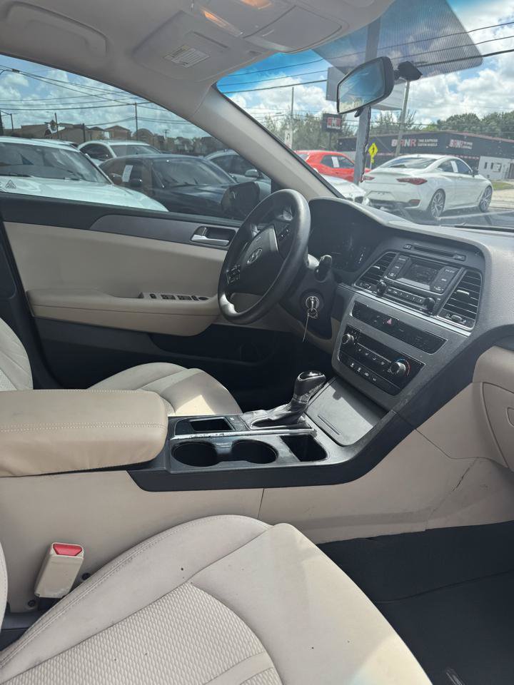 Used 2015 Hyundai Sonata SE FWD image 35