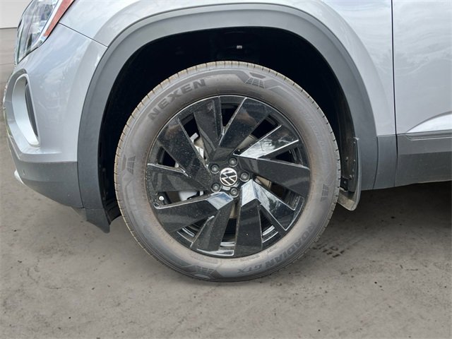 New 2025 Volkswagen Atlas SE image 14