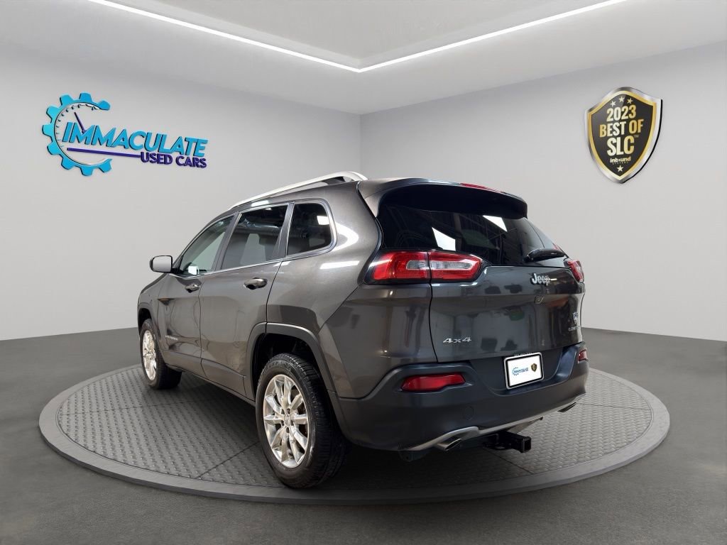 Used 2014 Jeep Cherokee Limited w/ Luxury Group AWD/4WD image 3
