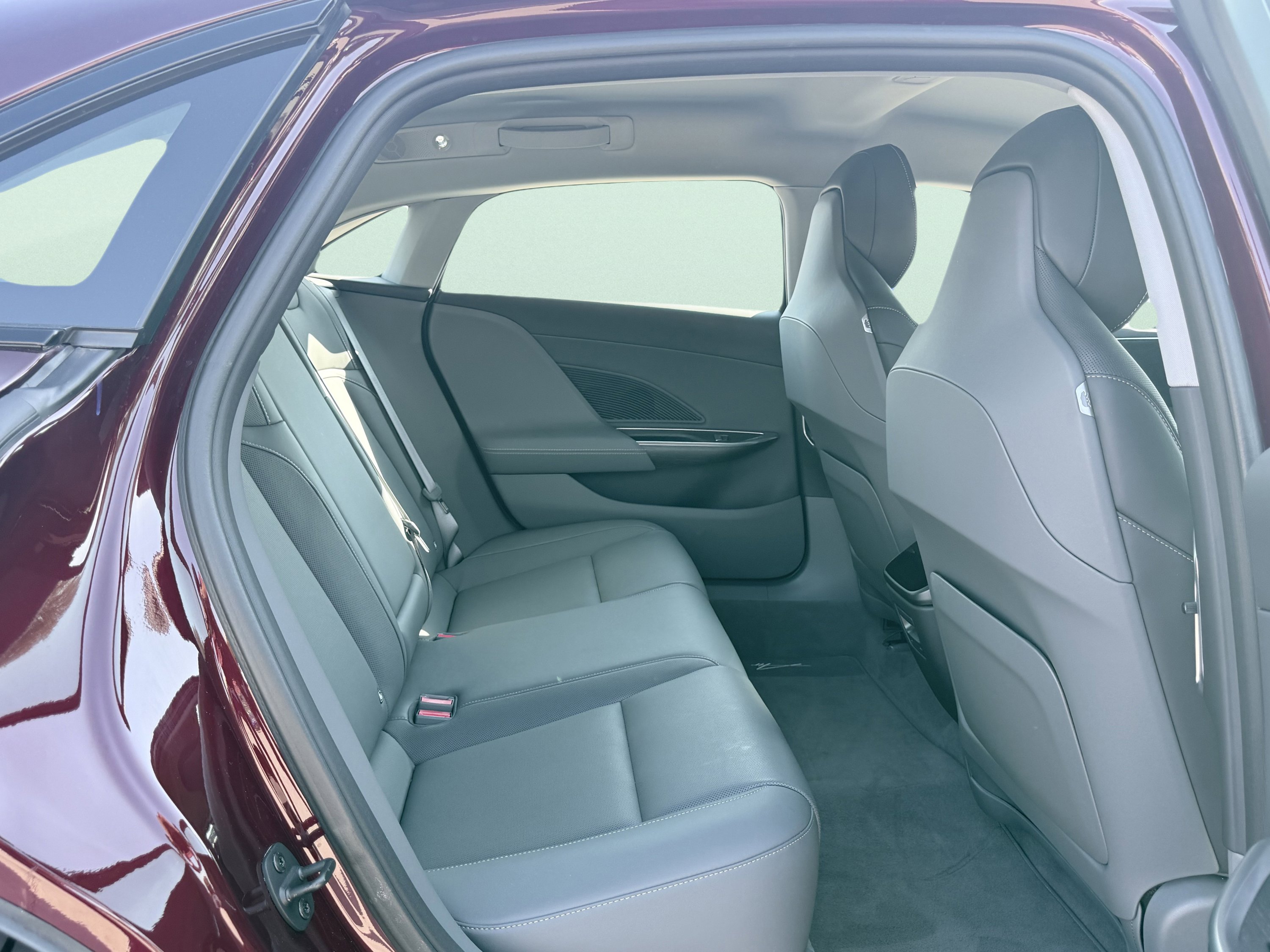 Used 2025 Lucid Air Touring image 45