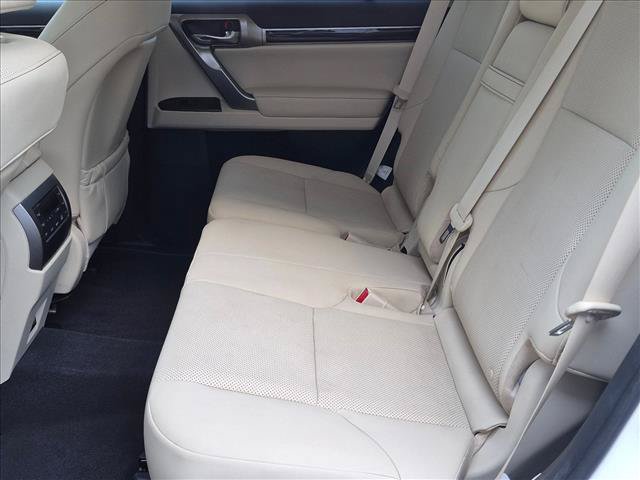 Used 2023 Lexus GX 460 Premium w/ Premium Package AWD/4WD image 17