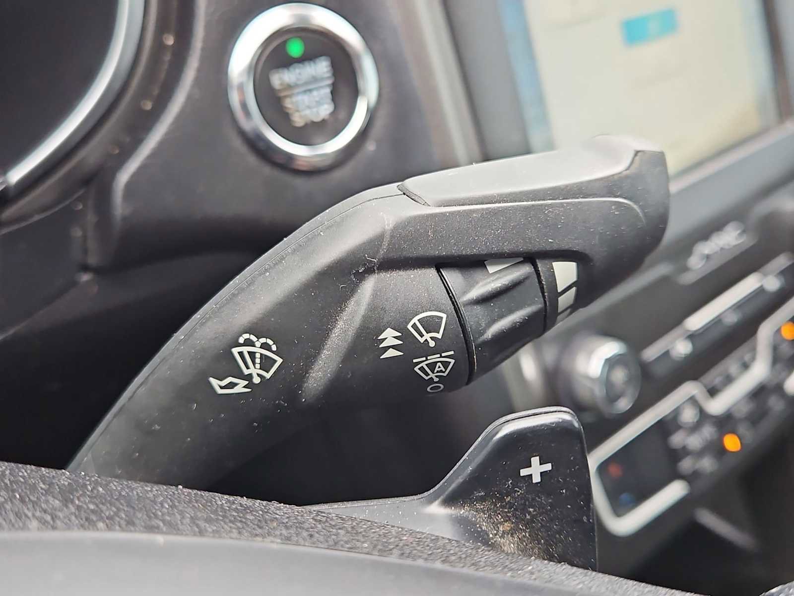 Used 2019 Ford Fusion SE image 25