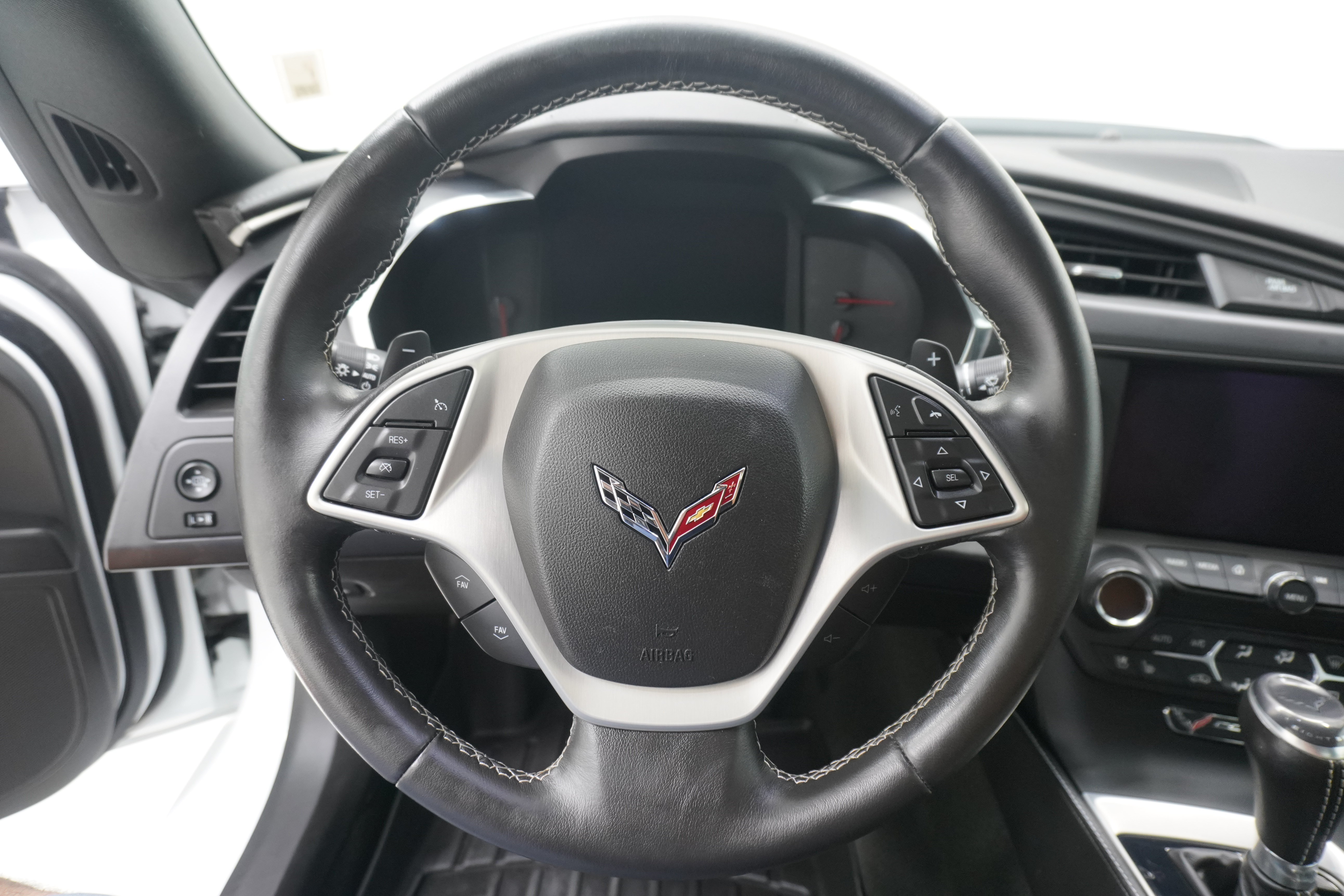 Used 2015 Chevrolet Corvette Stingray Convertible w/ 2LT Preferred Equipment Group RWD image 20
