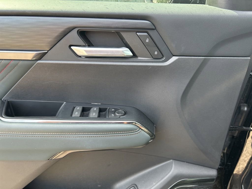 Used 2024 GMC Acadia AT4 w/ Super Cruise Package AWD/4WD image 15