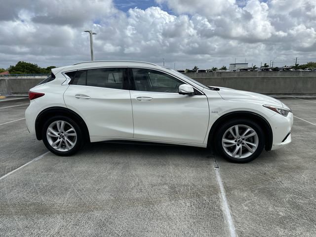 Used 2019 INFINITI QX30 w/ Navigation Package image 32