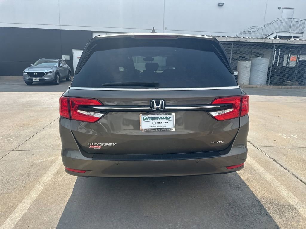 Used 2023 Honda Odyssey Elite image 6
