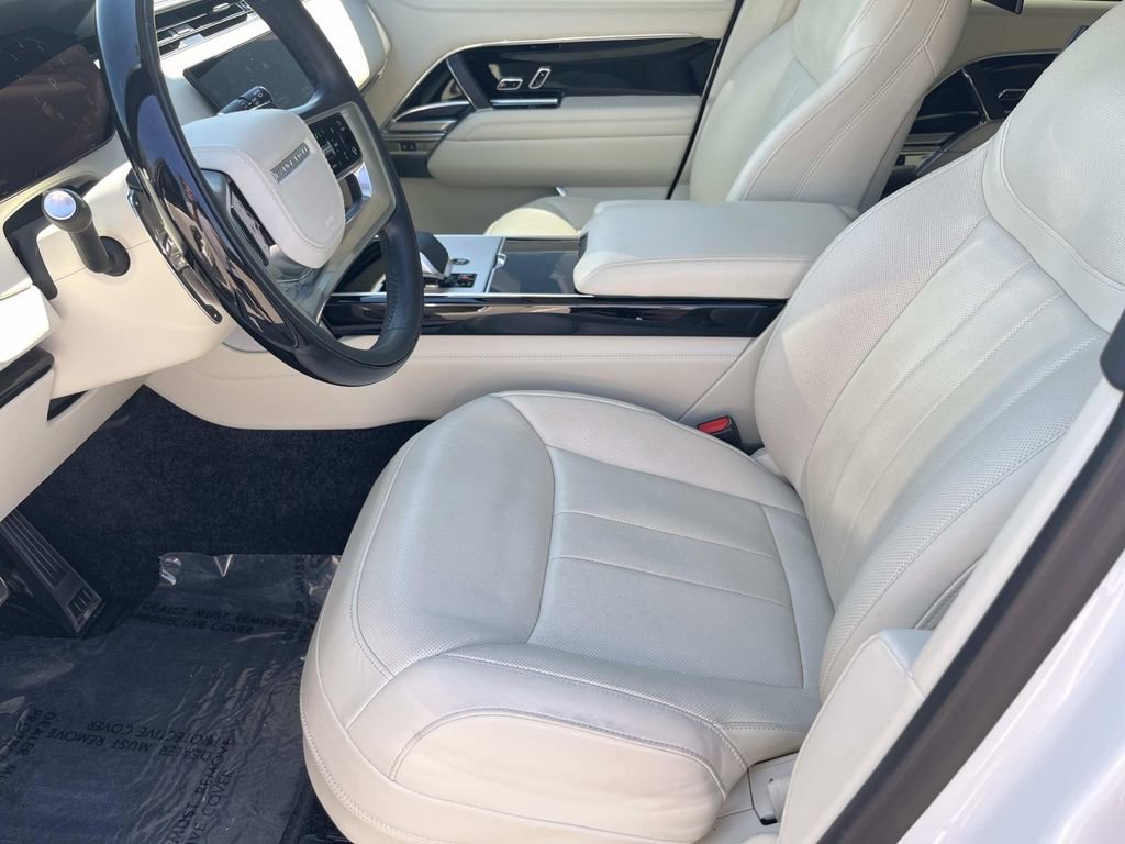 Used 2024 Land Rover Range Rover Autobiography AWD/4WD image 12