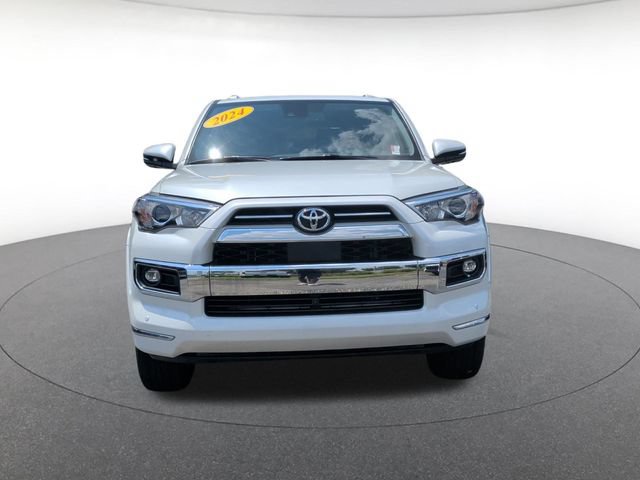 Used 2024 Toyota 4Runner Limited AWD/4WD image 9