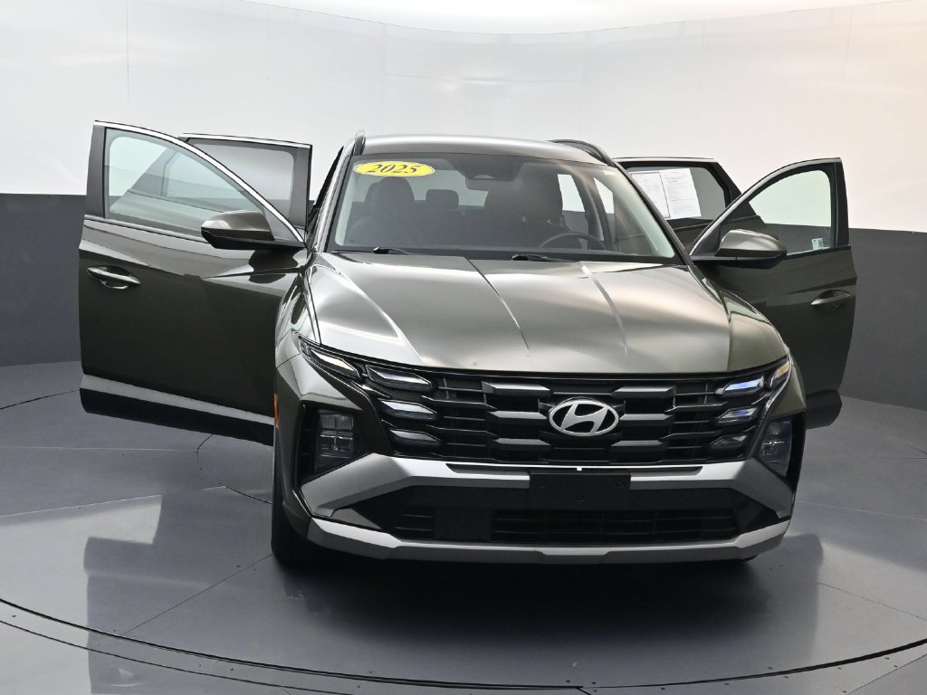 Certified 2025 Hyundai Tucson SEL FWD image 31