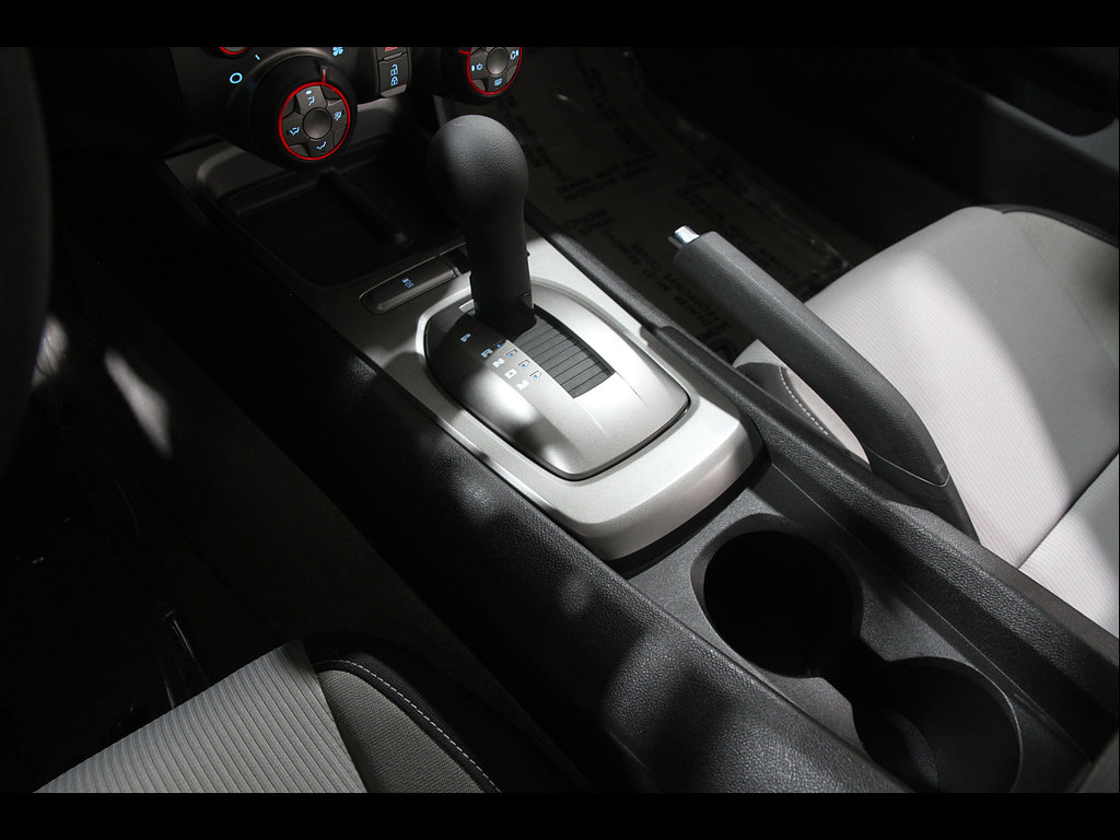 Used 2010 Chevrolet Camaro LT w/ RS Package RWD image 12