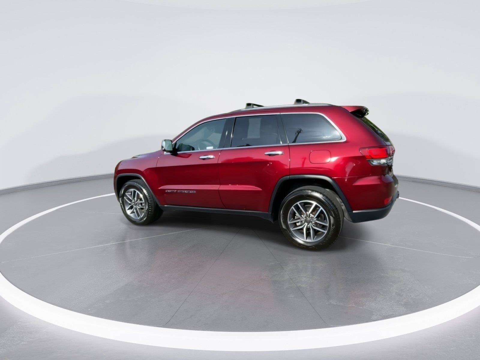 Used 2021 Jeep Grand Cherokee Limited w/ Sun & Sound Group AWD/4WD image 6