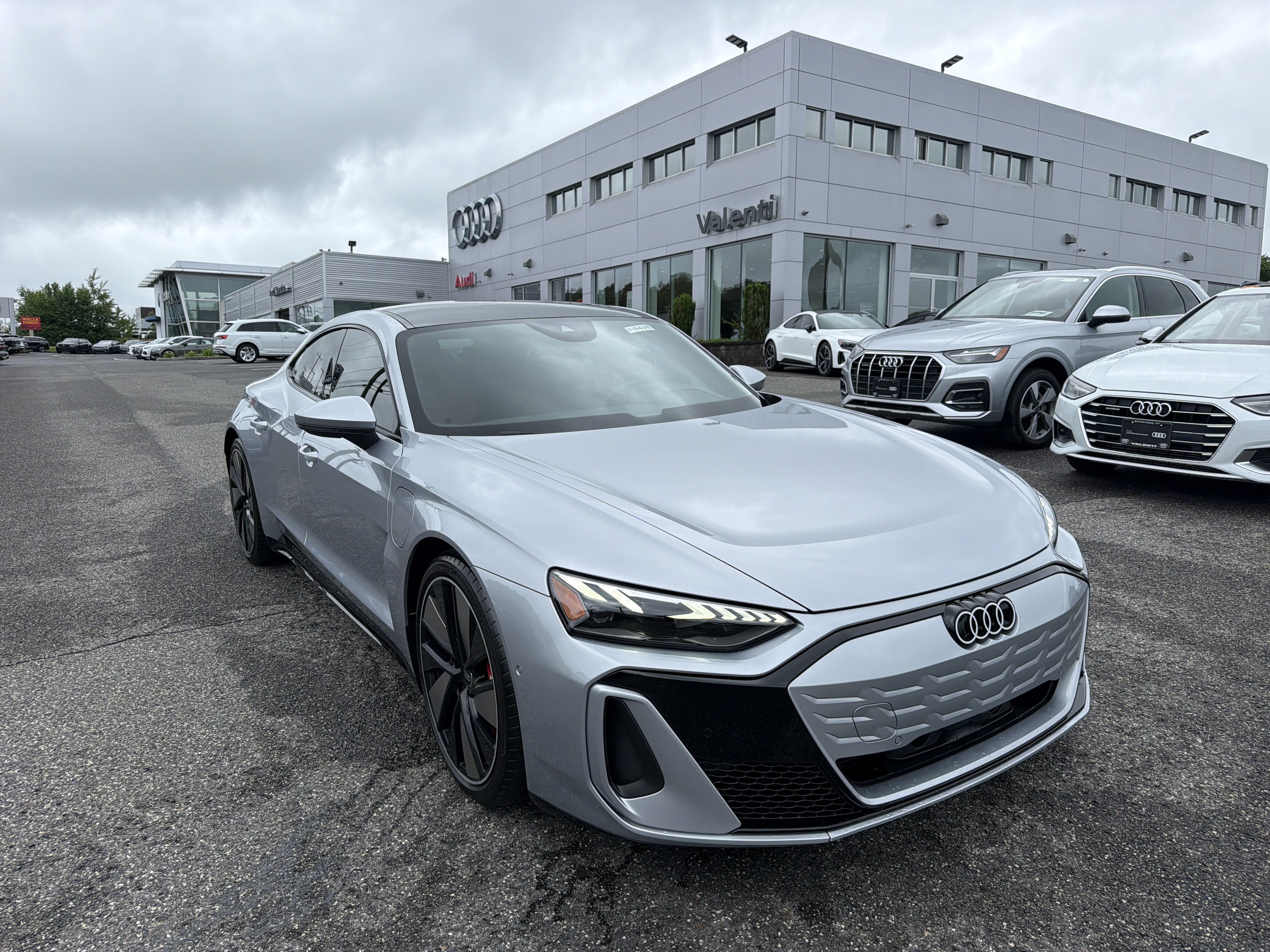 Certified 2025 Audi S e-tron GT Premium Plus w/ 21" Wheel Package AWD/4WD image 1