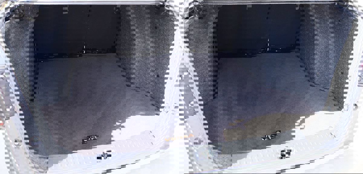 Used 2020 Nissan Versa SR w/ Electronics Package image 25