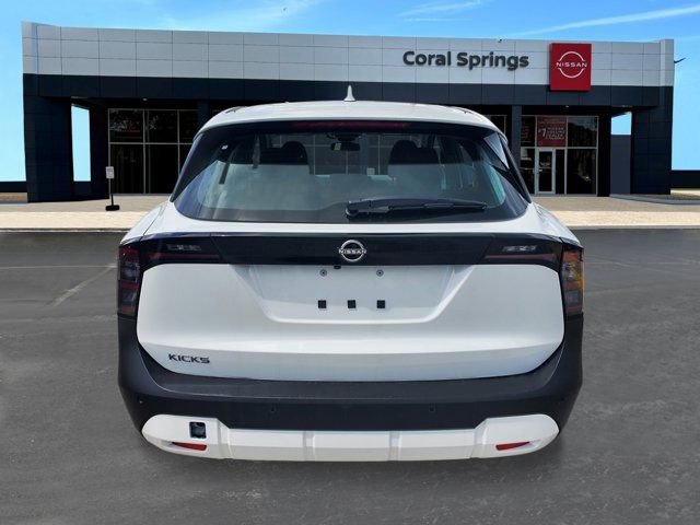 New 2026 Nissan Kicks S image 4