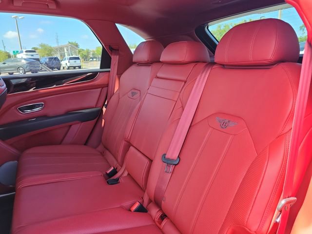 Used 2022 Bentley Bentayga image 10