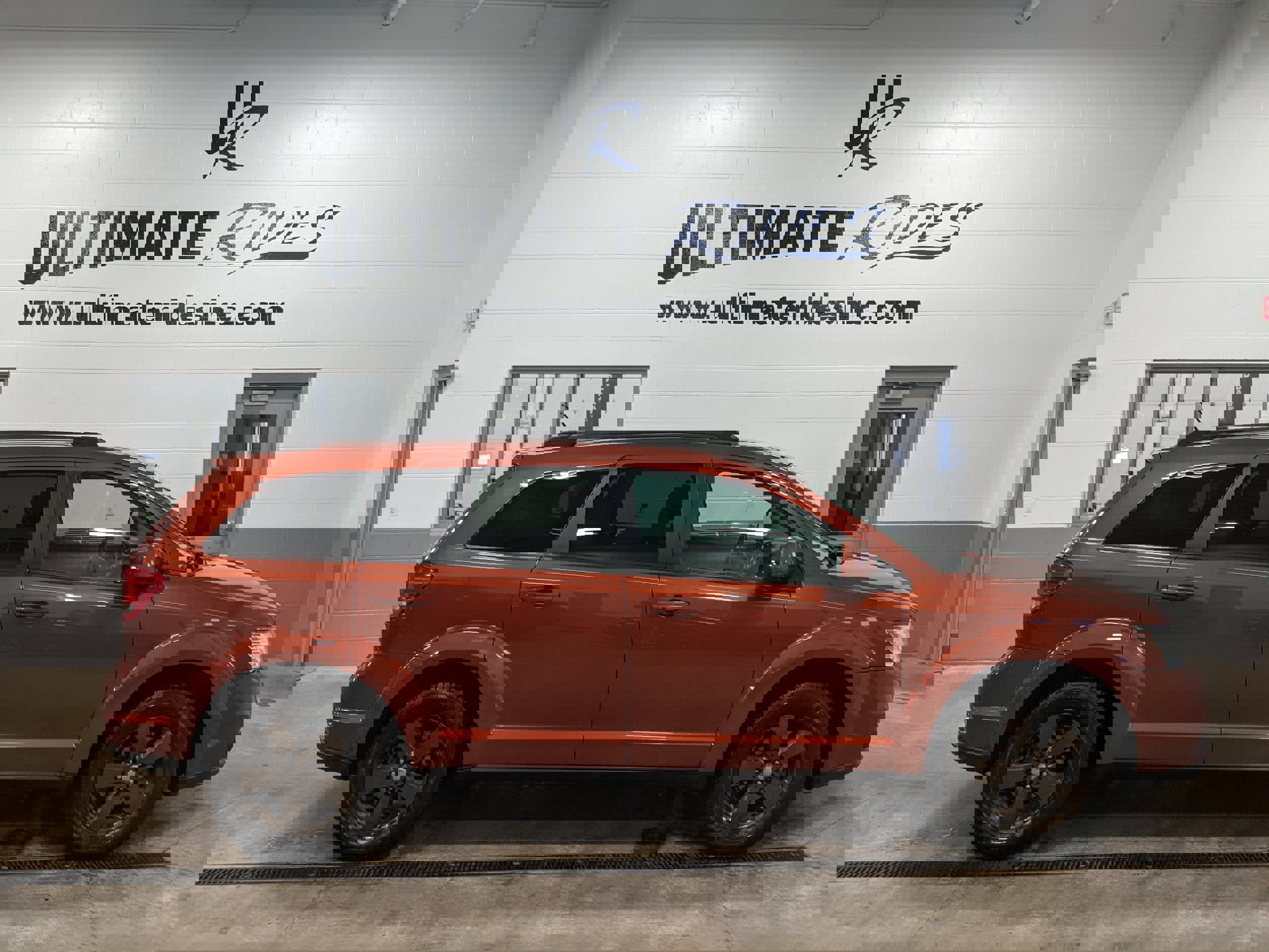 Used 2012 Dodge Journey SXT w/ Popular Equipment Group image 1