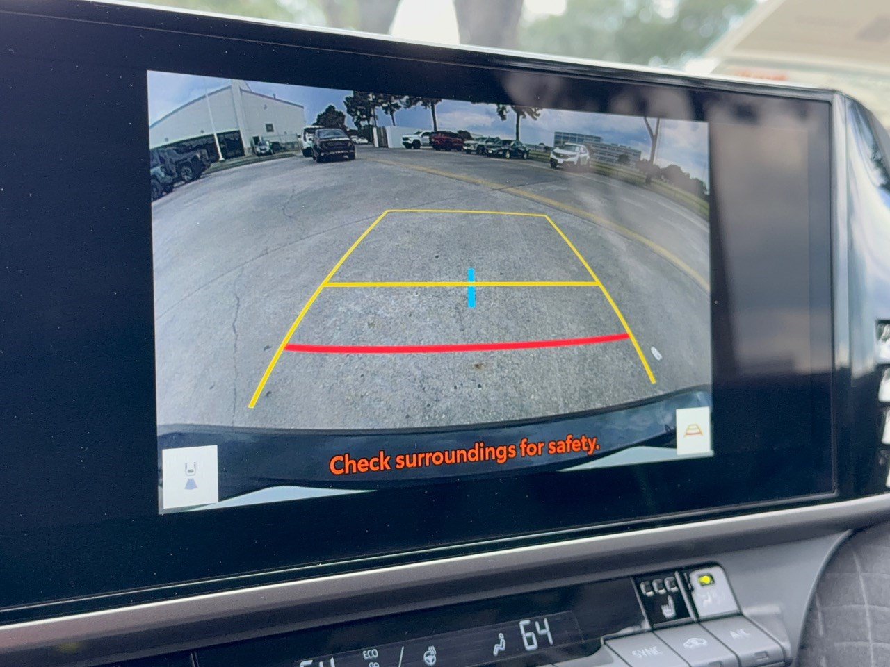 Used 2025 Toyota Camry XLE FWD image 24