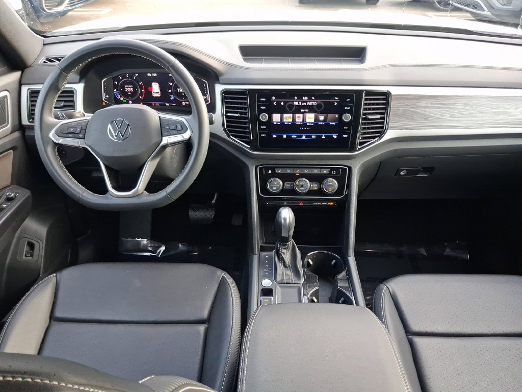 Used 2023 Volkswagen Atlas Cross Sport SE FWD image 12