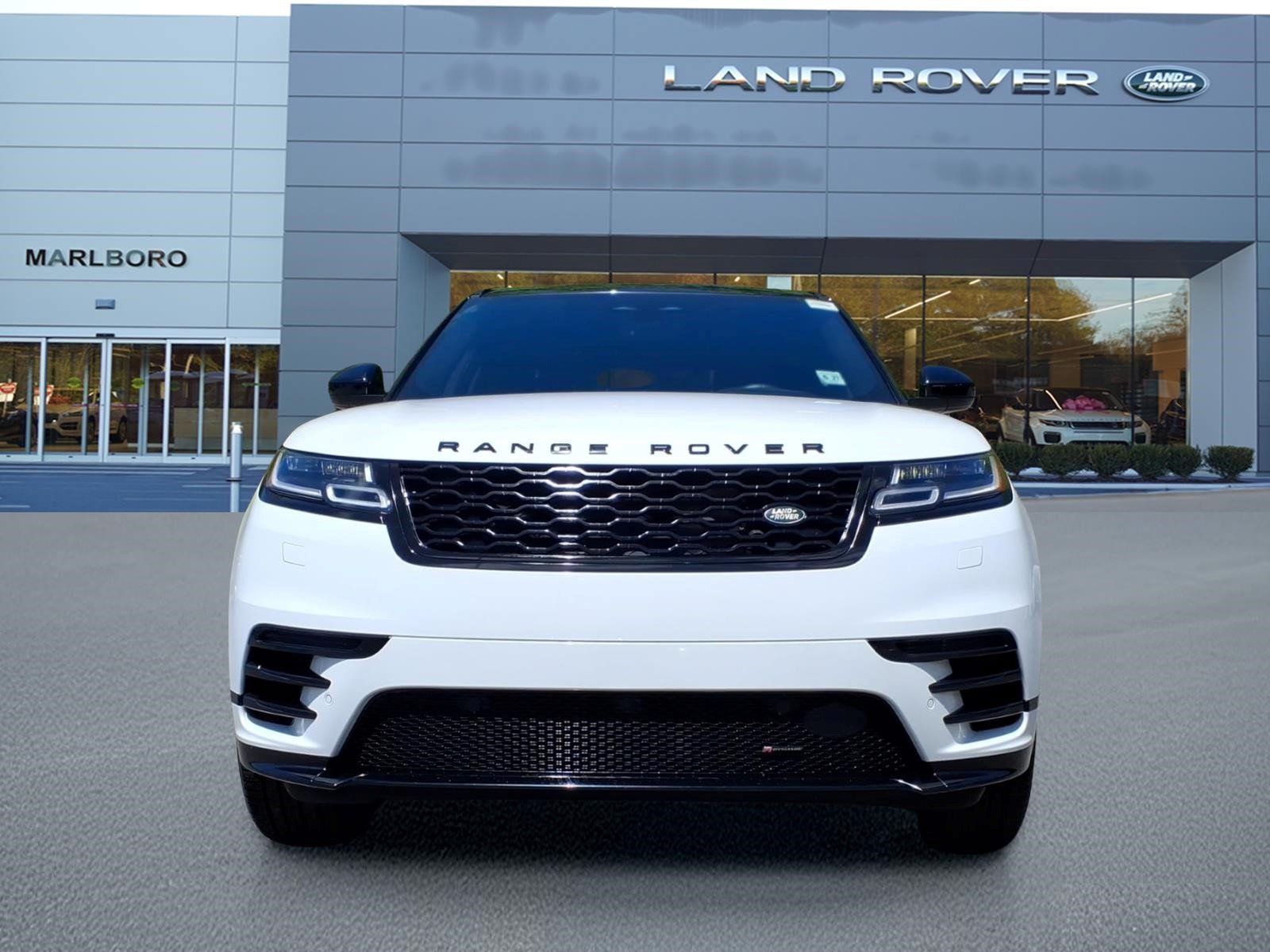 Certified 2022 Land Rover Range Rover Velar R-Dynamic S AWD/4WD image 8
