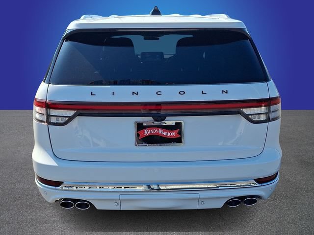 Certified 2025 Lincoln Aviator Black Label AWD/4WD image 5