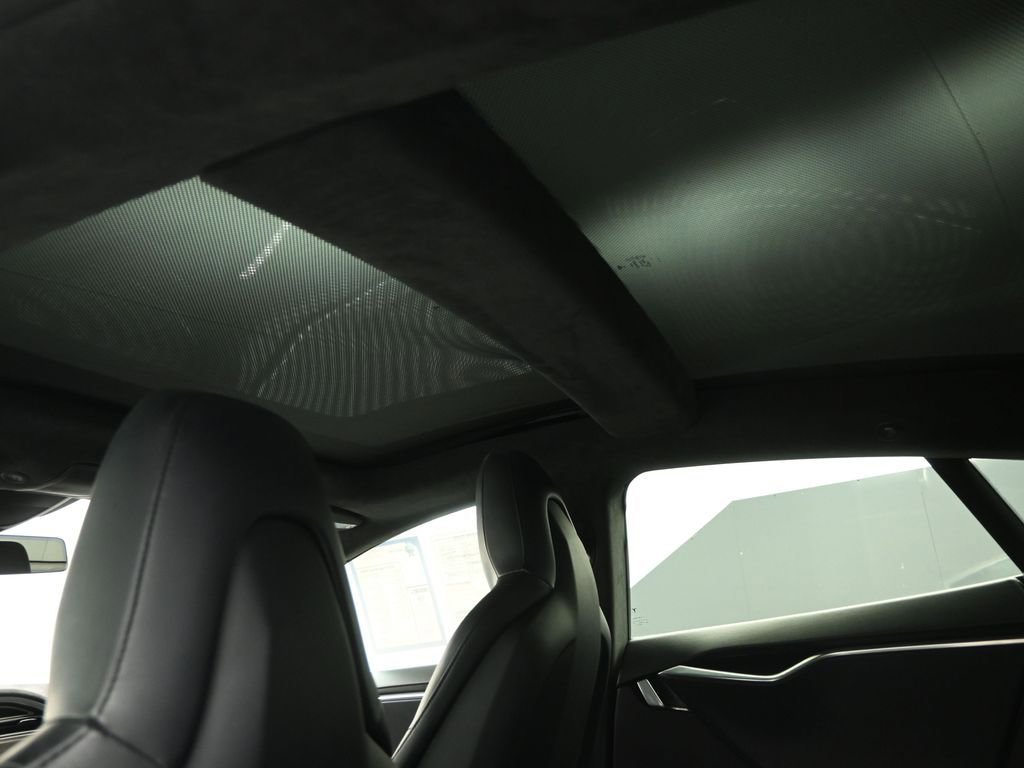 Used 2015 Tesla Model S 85D image 20