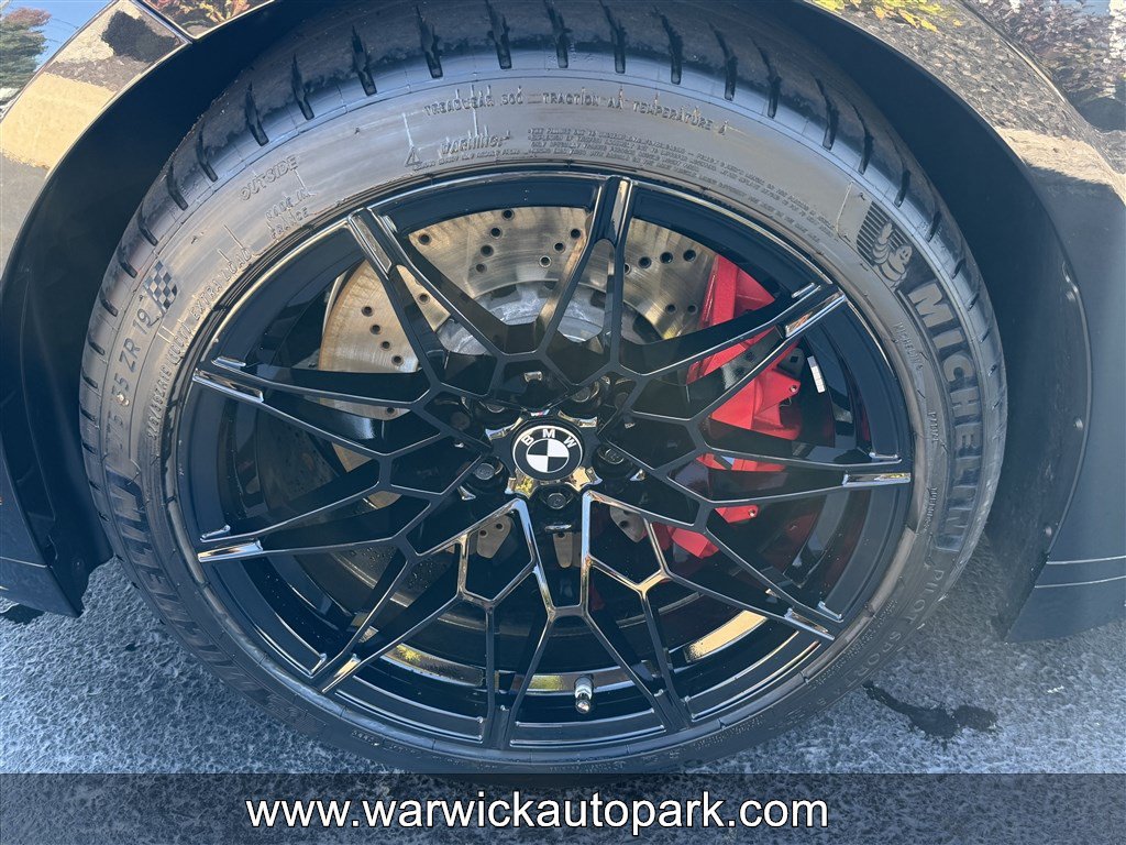 Used 2026 BMW M3 w/ M Carbon Exterior Package RWD image 28