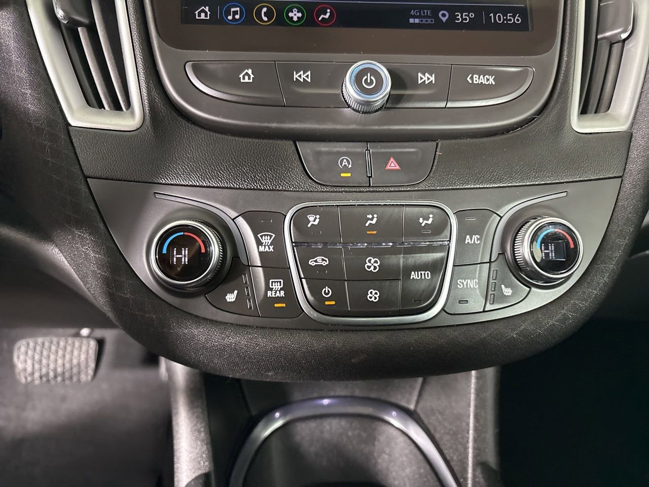 Used 2024 Chevrolet Malibu LT image 18