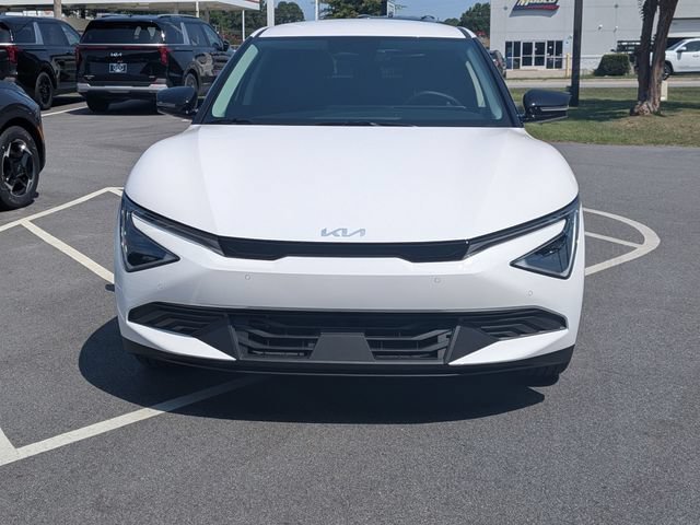 New 2026 Kia EV6 Light RWD image 8