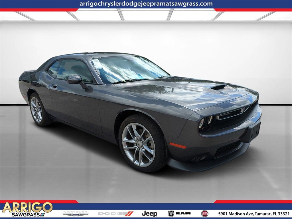 Certified 2022 Dodge Challenger GT image 1