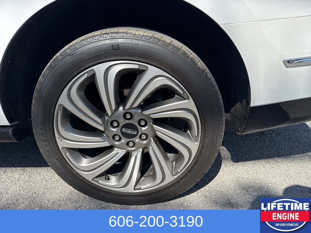 Used 2023 Lincoln Navigator Reserve AWD/4WD image 11