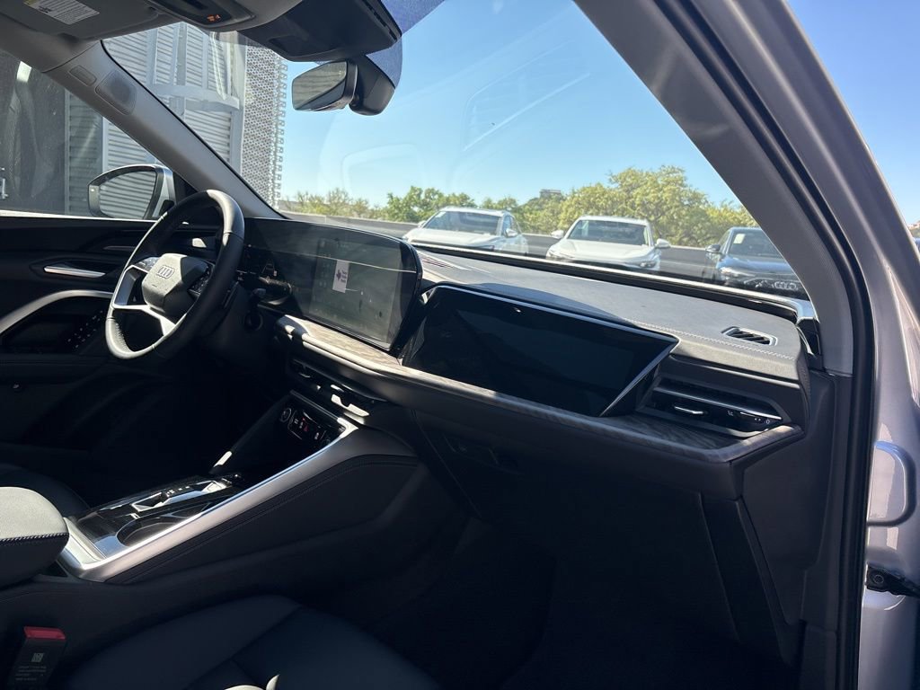 Used 2025 Audi Q5 Premium Plus w/ Premium Plus image 15