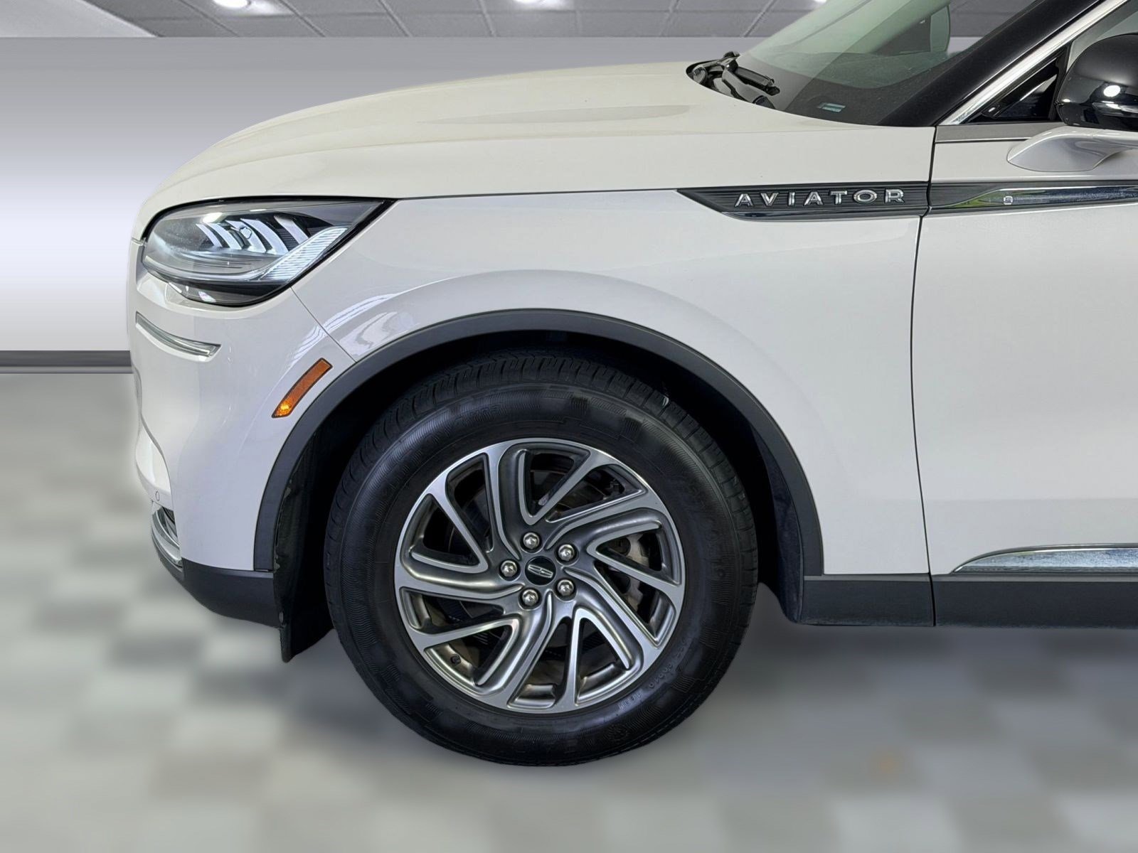 Used 2023 Lincoln Aviator 2WD image 11