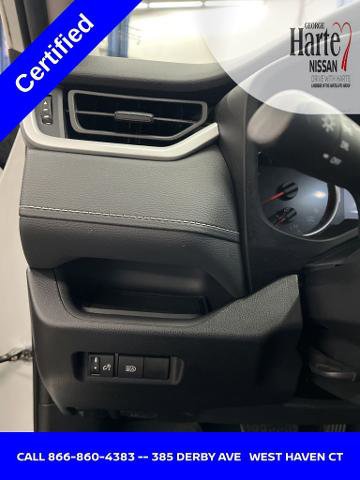 Used 2021 Toyota RAV4 LE image 28