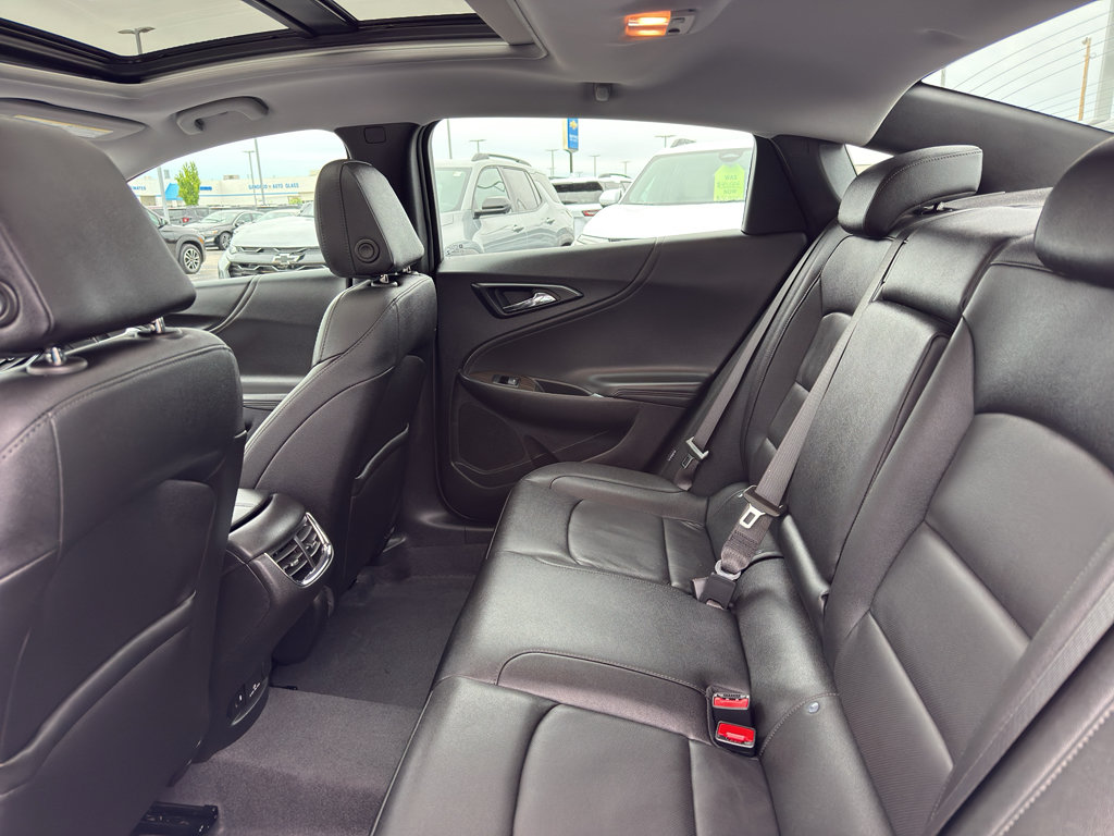 Used 2023 Chevrolet Malibu LT w/ Sport Edition FWD image 33