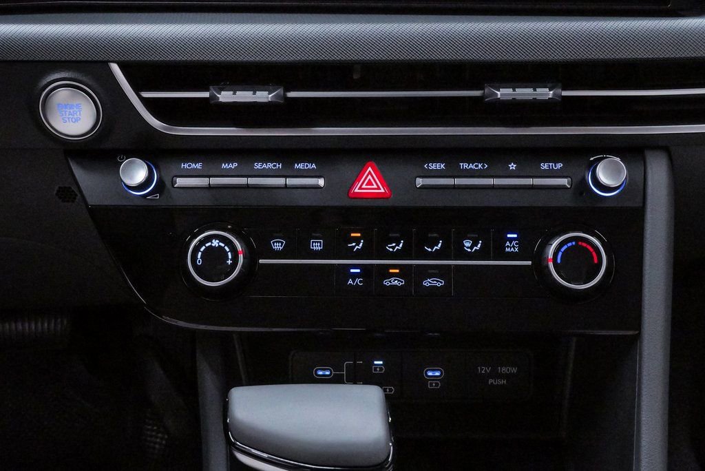 Used 2025 Hyundai Sonata SE image 17