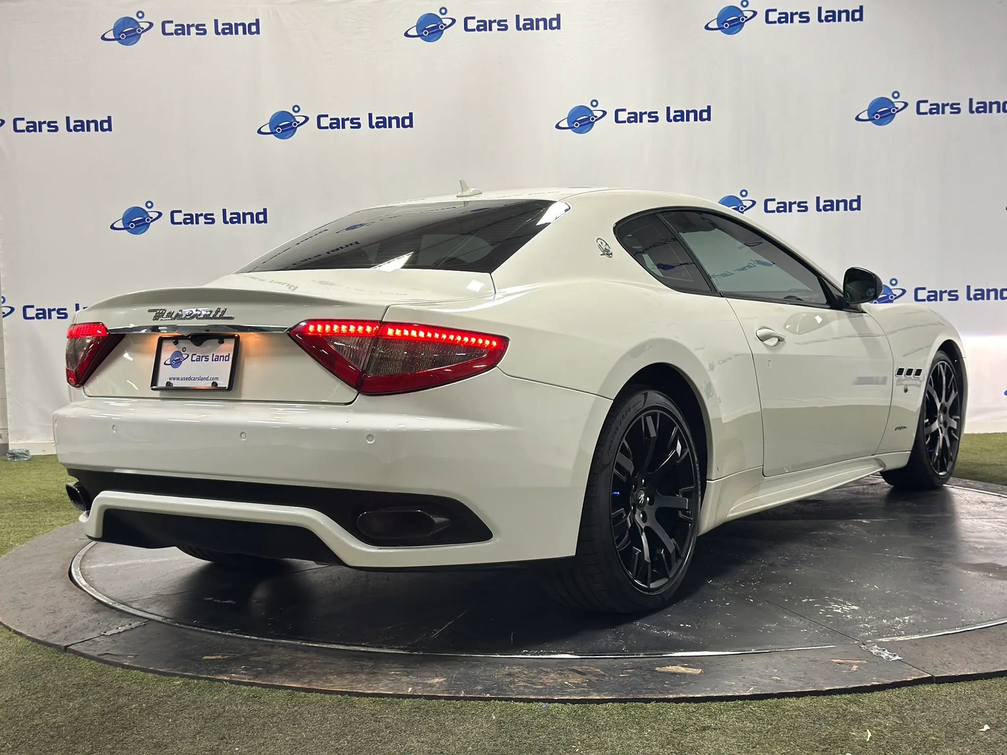 Used 2014 Maserati GranTurismo MC RWD image 3